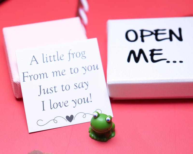 WENGIFT I Love You Frog Gift Desk Buddy Cute little Frog Pocket Hug Frog Lover Best Friend Gift - Image 3